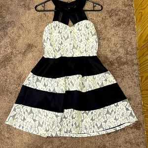 Dresses / summer and classy